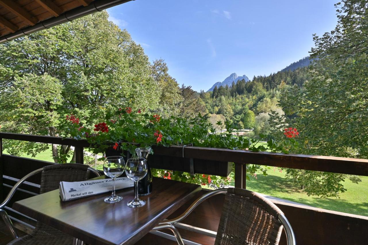 Hotel Ruchti - Zeit Fuer Mich Фюссен Экстерьер фото