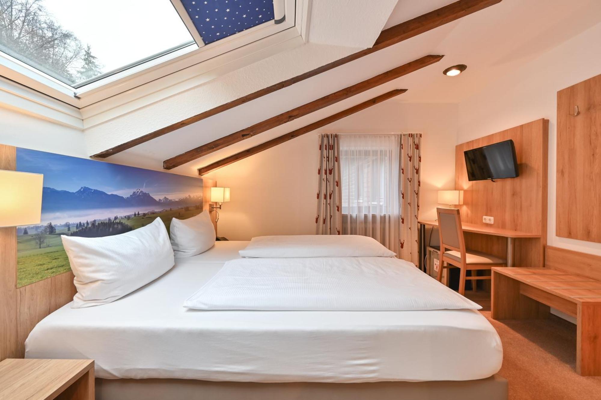 Hotel Ruchti - Zeit Fuer Mich Фюссен Экстерьер фото